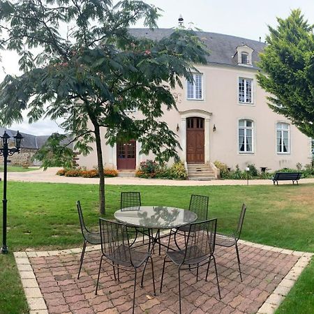 Bed and Breakfast Le Bas Chitray Ménil Esterno foto