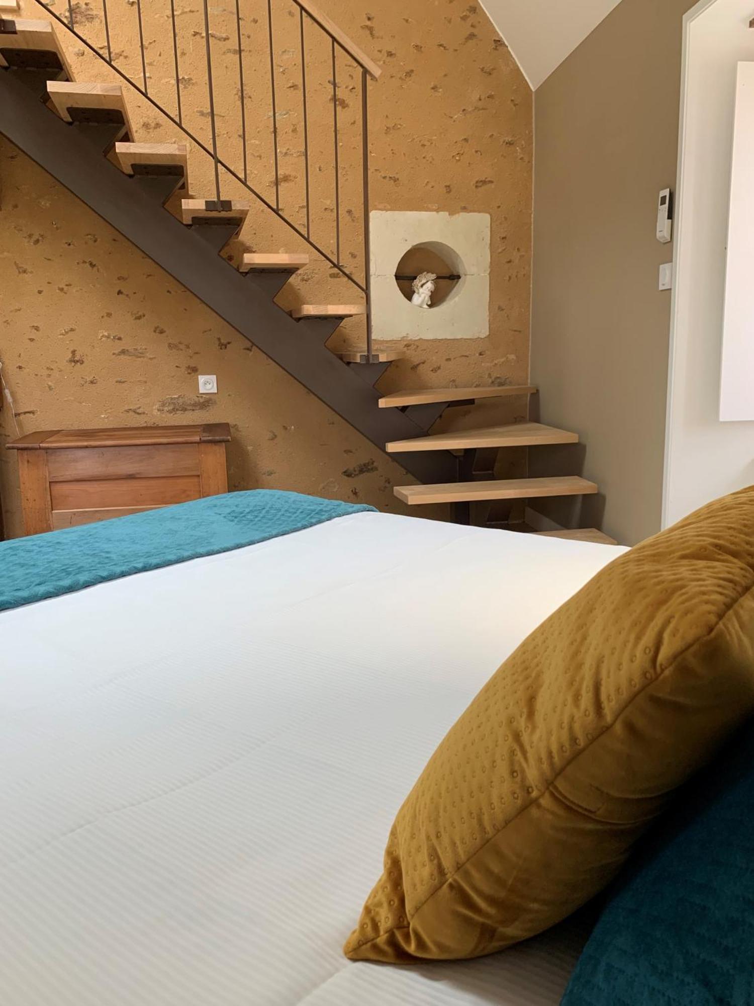 Bed and Breakfast Le Bas Chitray Ménil Esterno foto